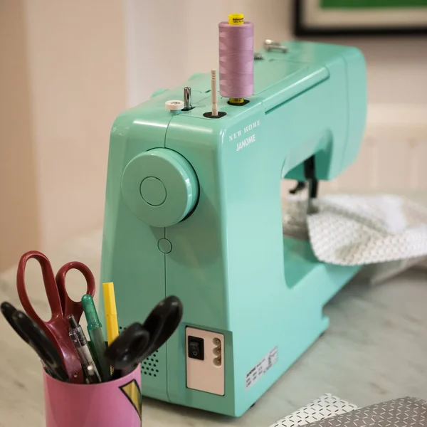 Janome Arctic Crystal Easy-to-Use Sewing Machine