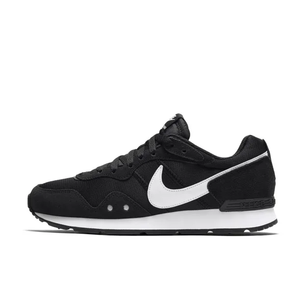 Nike Venture Runner Women's Shoe (Black)