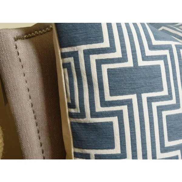 Plutus Midnight Conduit Handmade Throw Pillow - (20x22 x 26x22 Standard)