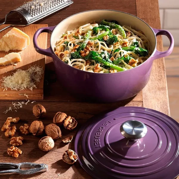 Le Creuset Round Casserole Cast Iron 22 cm Satin Black