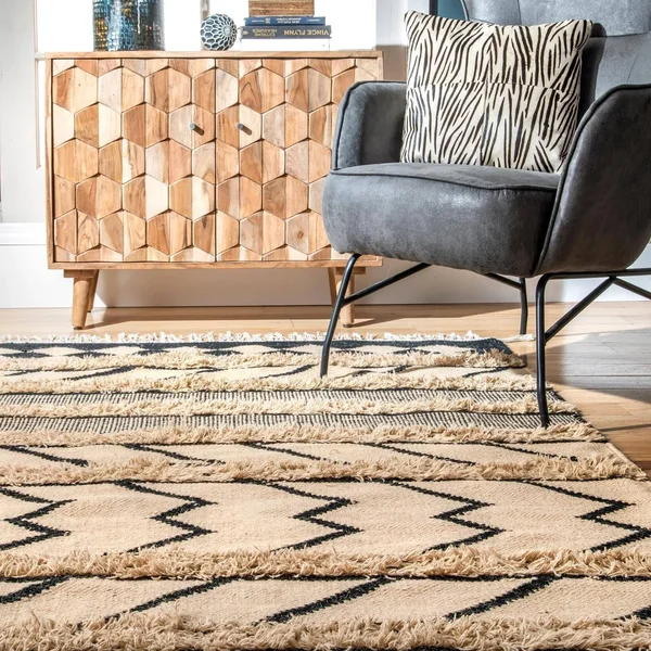 nuLOOM Keily Shaggy Geometric Stripes Area Rug (5& x 8& - Tan)