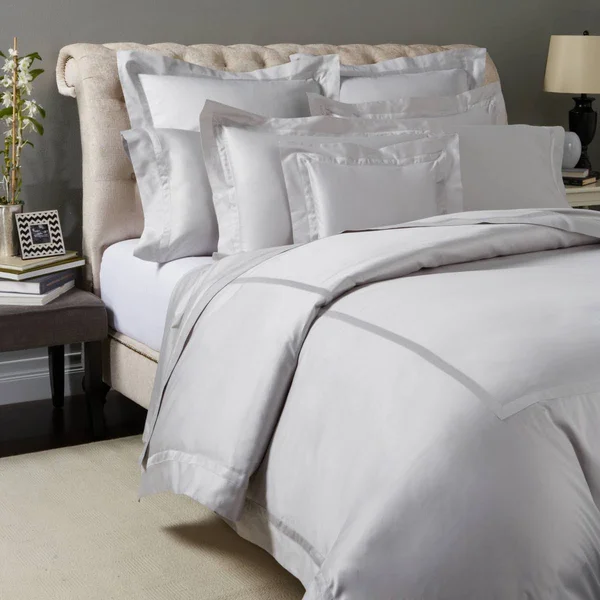Matouk Nocturne - Full/Queen Duvet Cover - Opal