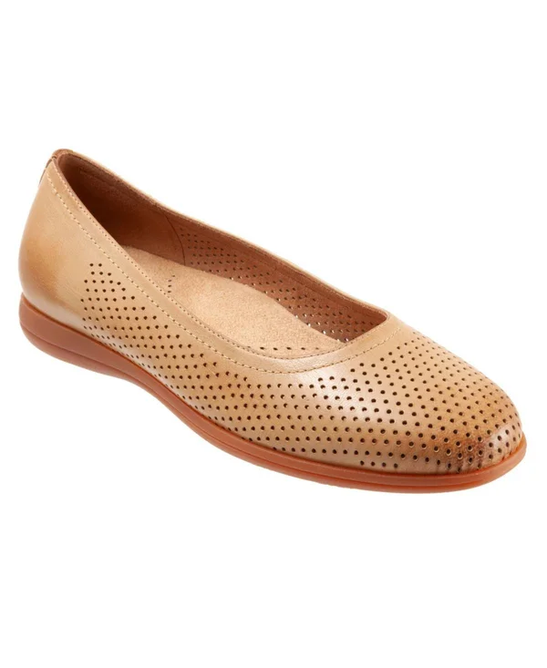 Trotters Darcey 6 Women's Tan