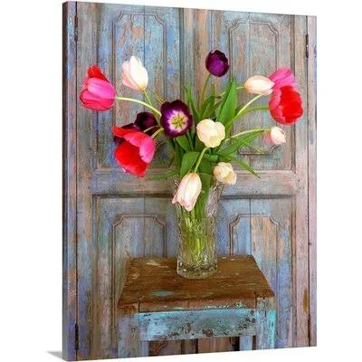 &Tulips - Mexico& Alan Klug Photographic Print Great Big Canvas Format: Canvas, Size: 20x22 H x 16x22 W x 1.5x22 D