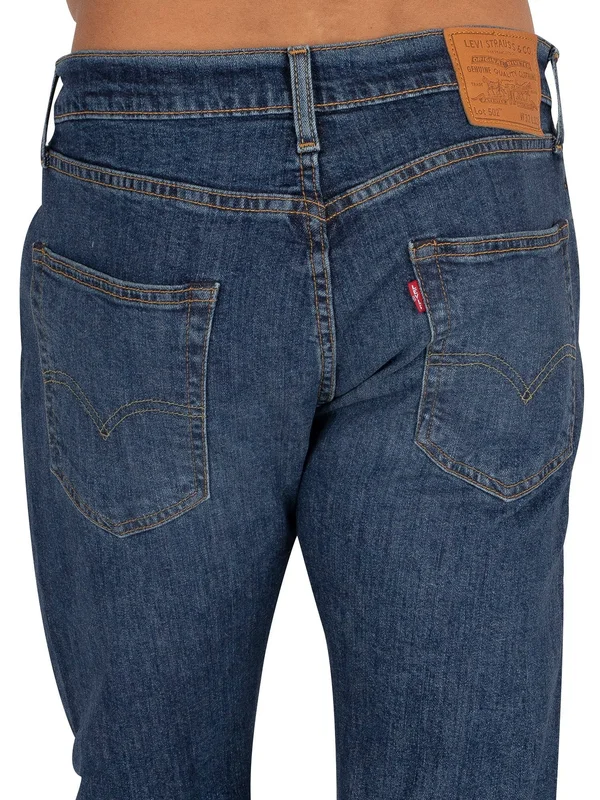 Levis 502 Regular Taper Jeans (Men)