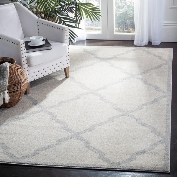 Safavieh 5& x 5& Square Amherst AMT421B Light Grey - Beige Rug