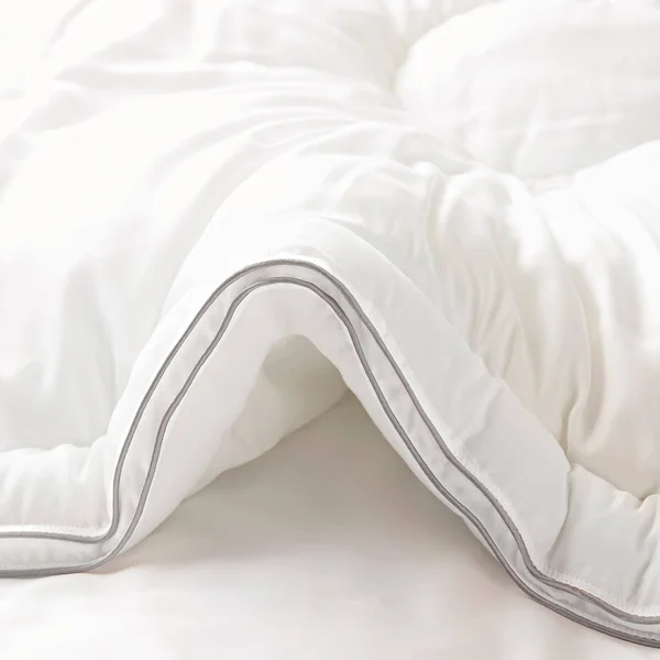 Sleep Philosophy - Cozze Hypoallergenic Down Alternative Comforter - White - Twin