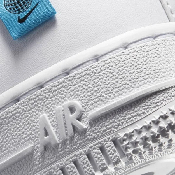 Nike Air Force 1 LV8 WW White/Blue Grade School Boys& Shoes - Size: 6.5