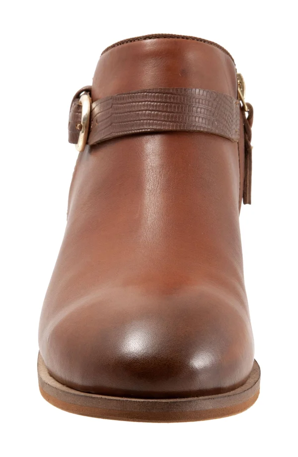 Women's SoftWalk Raven Bootie - Size: 7.5, Brown