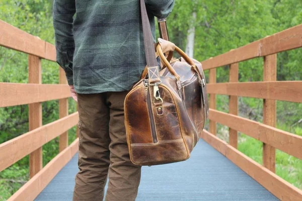 30L Weekender Duffel Dark Walnut - Kodiak Leather Co.