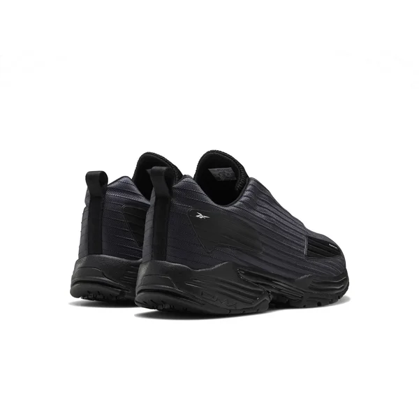 Reebok DMX Thrill in Black - Size 9.5