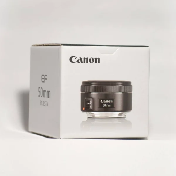 Canon Single Focus Lens - 50mm - F/1.8