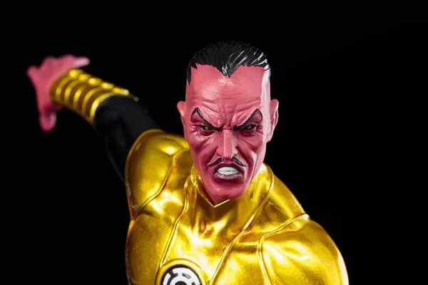 Kotobukiya ArtFX+ DC Comics New 52 Sinestro Statue