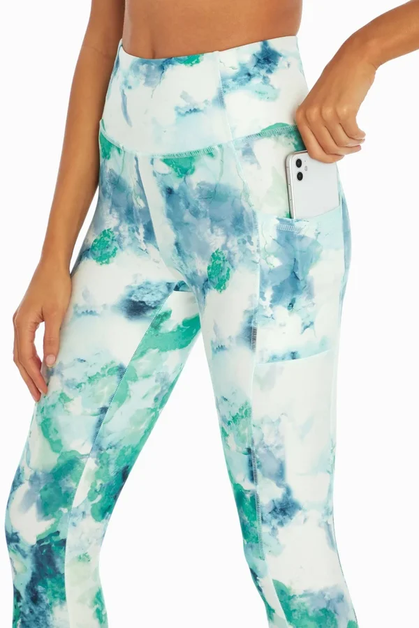 Marika Women's Brittany High Rise Pocket Capri Legging