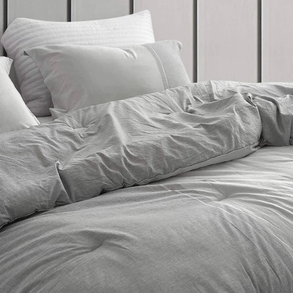 Half Moon Yarn Dyed Comforter by Byourbed Dark Gray - White, Size: King