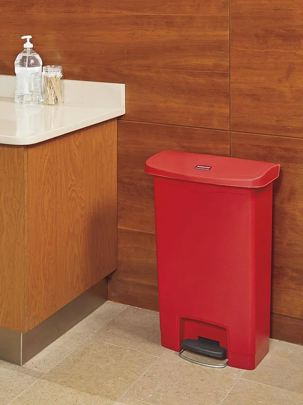 Rubbermaid Slim Jim Resin Step-On Container - Front Step Style, 13 gal, Red