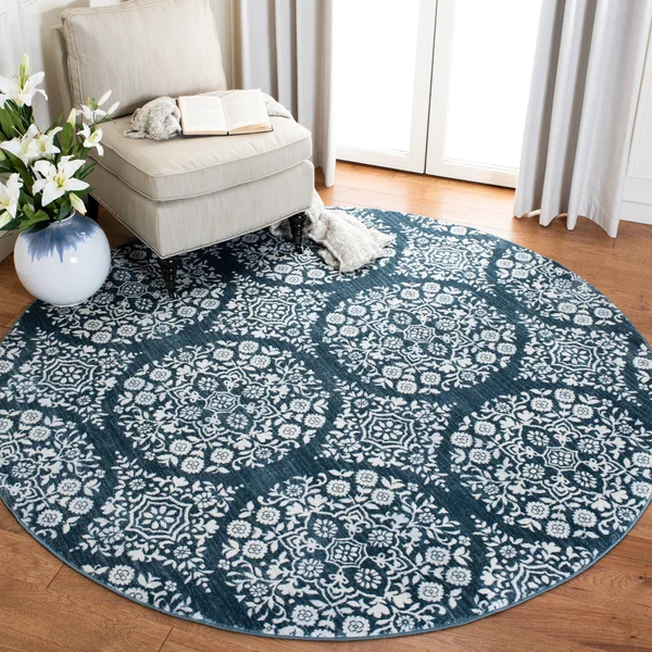 Safavieh Isabella 4& x 6& Area Rug in Denim Blue