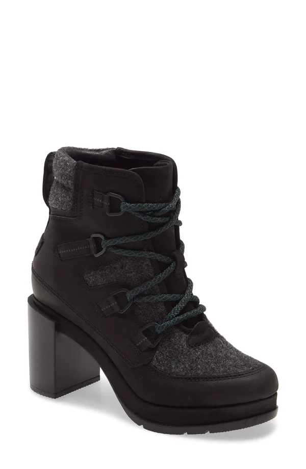 Women's Sorel Blake Waterproof Lace-Up Boot - Size 5 M - Black