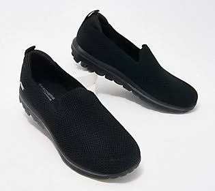 Skechers GOwalk Classic Washable Knit Slip-On Shoes- Daydream - Size 9 Wide, Black