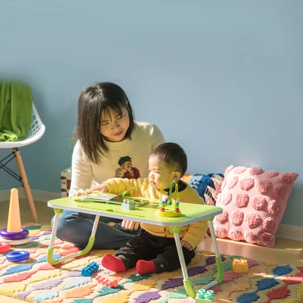 Bed Tray Laptop Foldable Table, Kids Lap Desk Homework Table - Green