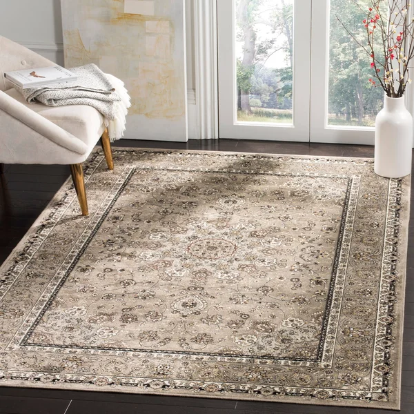 Safavieh Atlas ATL668P 5&3x22 x 7&6x22 Silver, Silver Area Rug