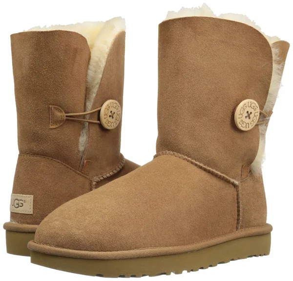 Ugg Bailey Button II Sand - 11
