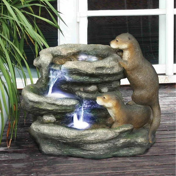 Design Toscano Bright Waters Otters Garden Fountain