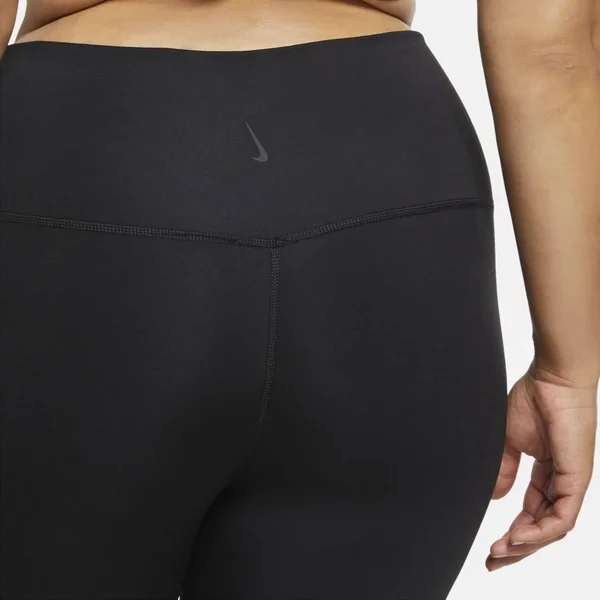 Nike Yoga Women's 7/8 Tights (Plus Size)