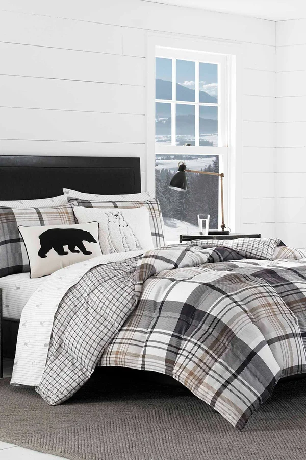 Eddie Bauer Normandy Plaid Comforter Set, Black, Twin