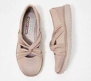 Skechers Microburst Womens Sneakers Slip-On, Size 7 Medium, Beige