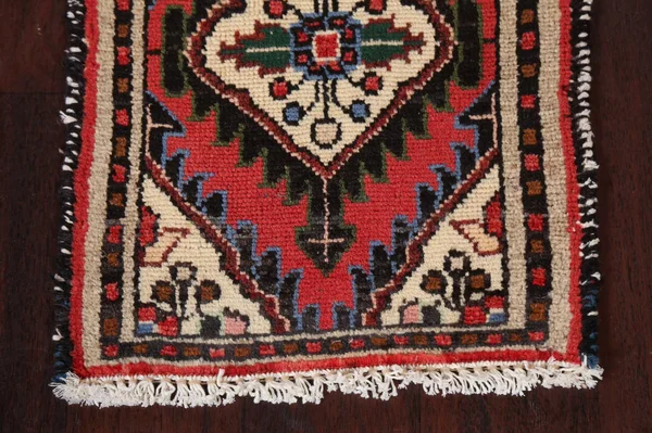 Red Wool Hamedan Persian Rug 1x2
