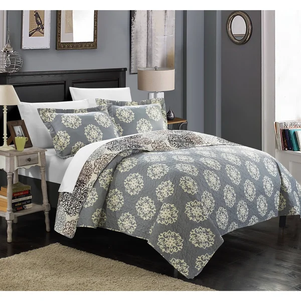 The Curated Nomad Moondance Boho Inspired Reversible 7-Piece Quilt Set - Grey/White - Queen