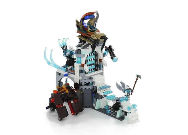 LEGO Legends of Chima 70147 - Sir Fangar&s Ice Fortress