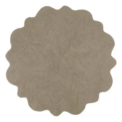 Nava Over Tufted Petals Bath Rug House of Hampton Color: Taupe