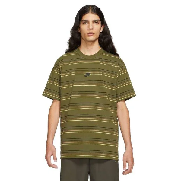 Nike Sportswear Premium Essentials Men's T-Shirt in Green, Size: Xs, DB6531-326
