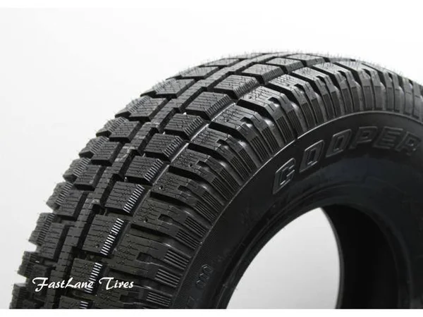 Cooper LT245/70R17 E Discoverer M+S