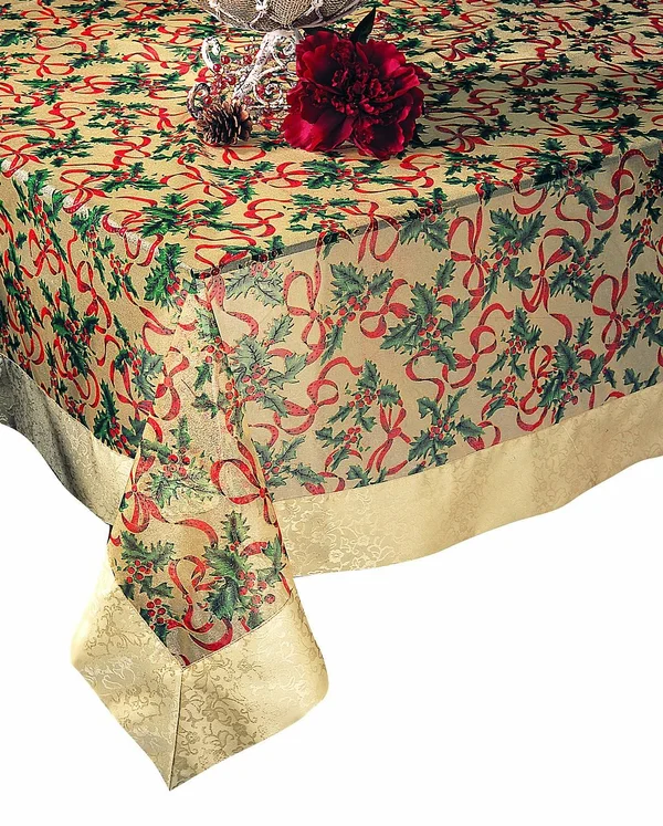 Saro Printed Christmas Tablecloth