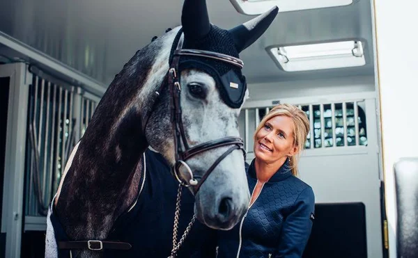Equestrian Stockholm Earnet Navy-Silver