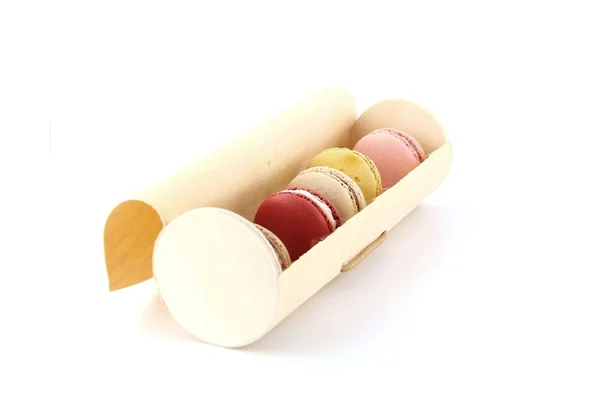 Packnwood 210MAC7CYB Cylindrical Wooden Box with Latch - 2.5 Dia. x 8.9 H in - Pack of 50