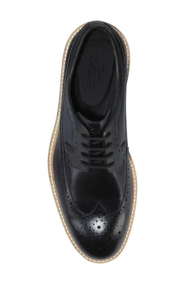 Men's Clarks Ernest Limit Wing Tip Oxford, Size: 7, Black
