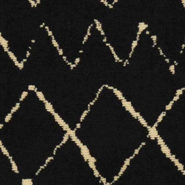 Nourison Grafix Moroccan Patterned Area Rug (7& x 10& - Black)