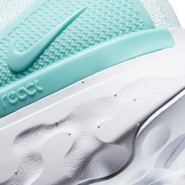 Nike React Phantom Run Flyknit 2 Women's Running Shoe