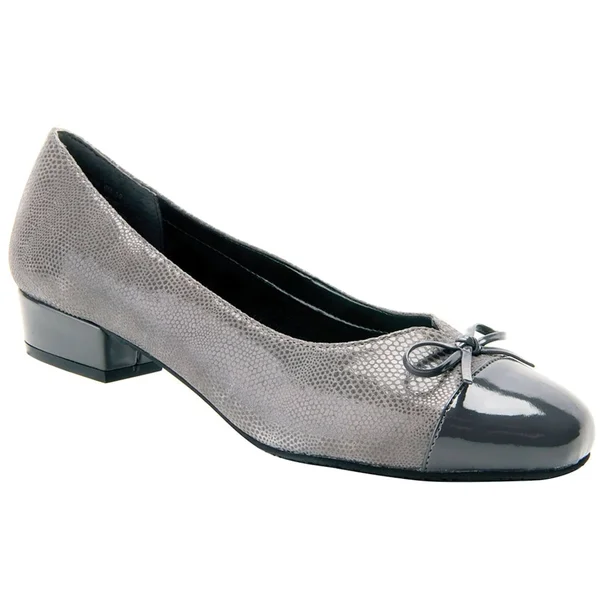 Women's Ros Hommerson Tawnie Pump, Size: 9, Grey