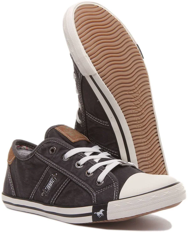 Mustang 1099-302 in Black