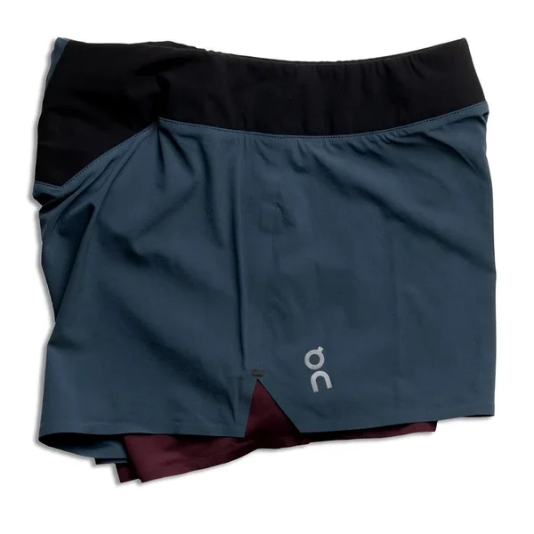 on Running Women's Running Shorts, Navy/Mulberry, Medium
