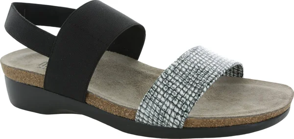 Munro Women's Pisces - White, Black Combo