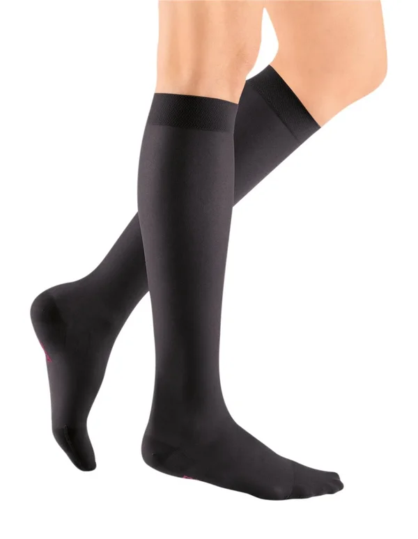 Mediven Sheer & Soft, 30-40 mmHg, Calf High, Closed Toe Ebony, III-Petite