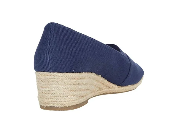 Women's LifeStride Sola Wedge Sandal - Navy - Size 7