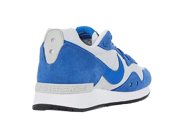 Nike Men's Venture Runner Shoes - Size: Small, White