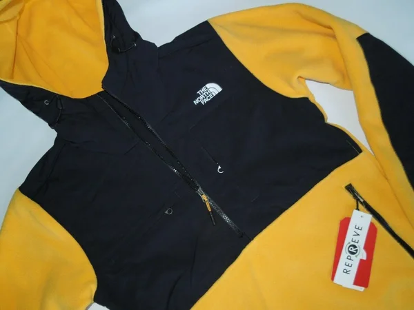 The North Face Men's Denali Anorak - Small - TNF Yellow - TNF Black